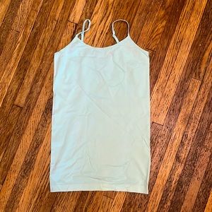 NWOT Apt. 9 Essentials Tank Top w/Adjustable Straps in Light Mint Green SZ S/M.